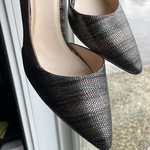 Cole Haan 7.5 medium Iridescent Heel’s
